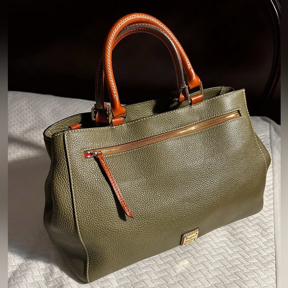 DOONEY & BOURKE Pebble Grain Zip Satchel with Magnetic Snap Closure……. - Picture 11 of 17